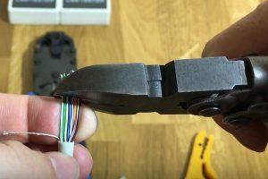 Как обжать кабель RJ-45 своими руками с инструментом и без Как обжать кабель RJ-45 своими руками с инструментом и без