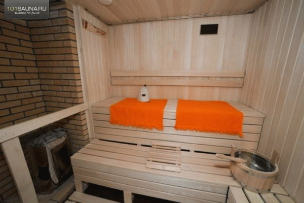 Баня со стеклянной верандой