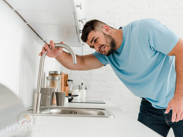 Низкое давление воды: почему и&nbsp;что делать